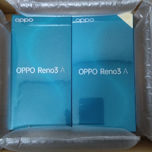 OPPO(オッポ)の*MRK様専用*OPPO Reno3 A 白黒2台 新品未開封 納品書同梱 スマホ/家電/カメラのスマートフォン/携帯電話(スマートフォン本体)の商品写真