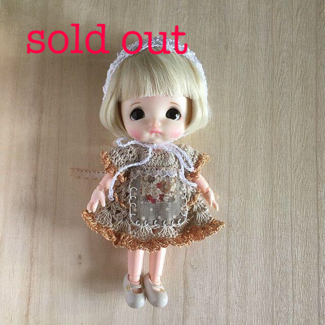 sold out　ミニドール　服　ワンピース＋おまけプラ製リボン　ピンク