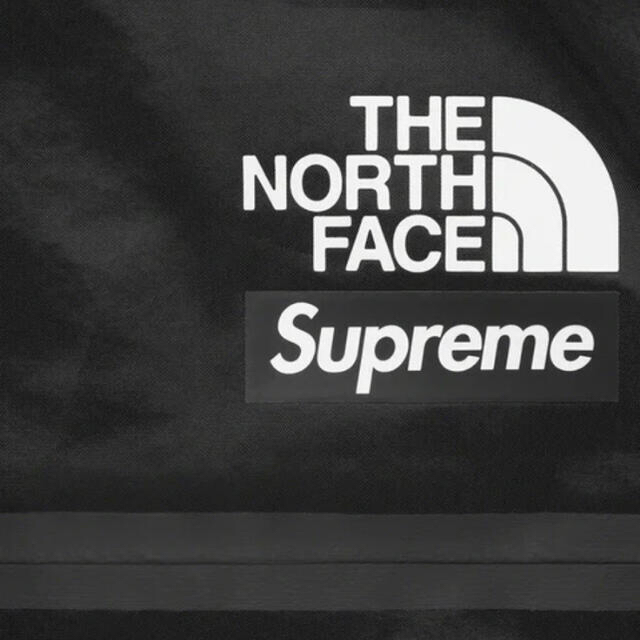 Supreme(シュプリーム)のSupreme The North Face Coaches Jacket メンズのジャケット/アウター(ナイロンジャケット)の商品写真