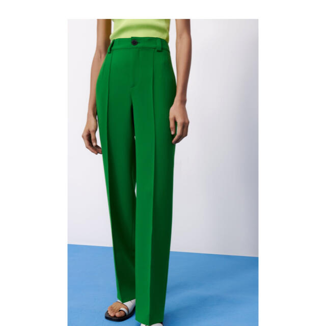 ZARA(ザラ)のZARA パンツ　緑 レディースのパンツ(カジュアルパンツ)の商品写真