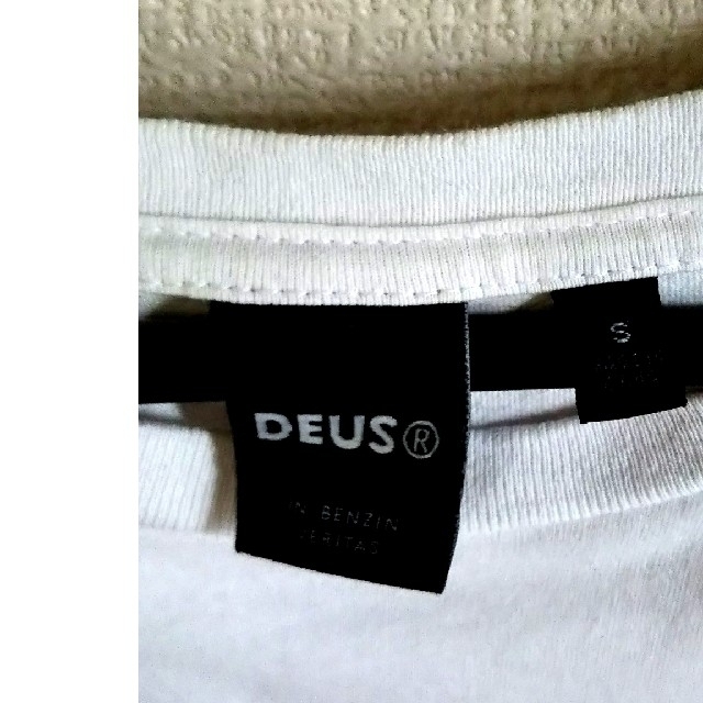Deus ex Machina(デウスエクスマキナ)の【DEUS ﾒﾝｽﾞ Tｼｬﾂ】 メンズのトップス(Tシャツ/カットソー(半袖/袖なし))の商品写真