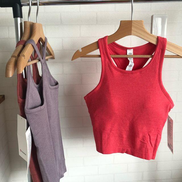 lululemon(ルルレモン)のlululemon ルルレモンEbbtoStreet RB Crop Tank スポーツ/アウトドアのトレーニング/エクササイズ(ヨガ)の商品写真