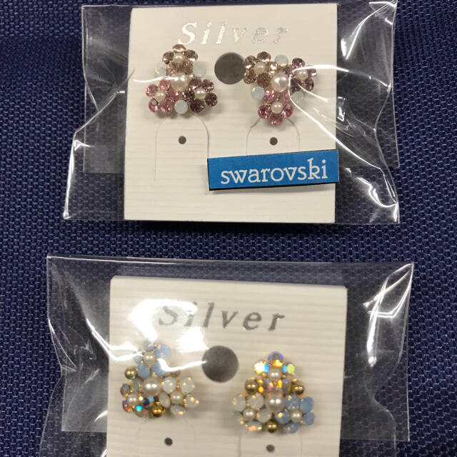 スワロフスキー　ピアス新品✨よりどり２つで！！ レディースのアクセサリー(ピアス)の商品写真