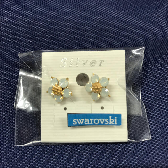 スワロフスキー　ピアス新品✨よりどり２つで！！ レディースのアクセサリー(ピアス)の商品写真