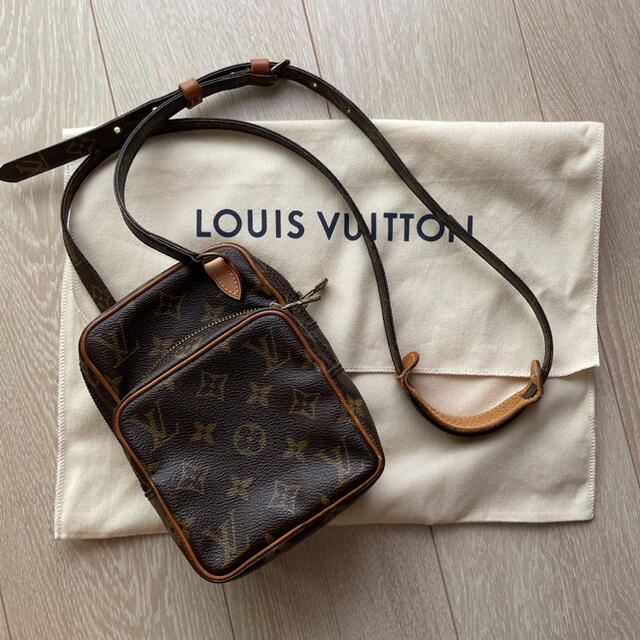 LOUIS VUITTON(ルイヴィトン)のLOUISVUITTON ルイヴィトン ショルダーバッグ レディースのバッグ(ショルダーバッグ)の商品写真