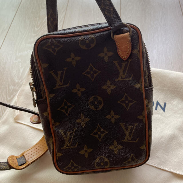 LOUIS VUITTON(ルイヴィトン)のLOUISVUITTON ルイヴィトン ショルダーバッグ レディースのバッグ(ショルダーバッグ)の商品写真