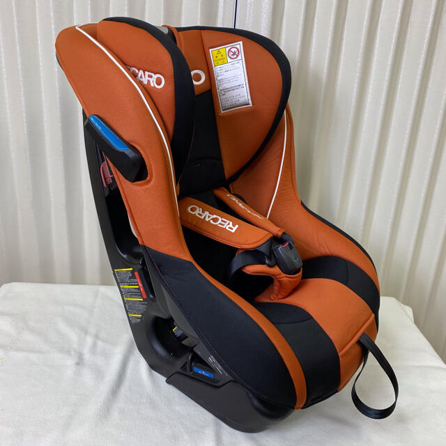 RECARO(レカロ)のクリーニング済　☆美品☆　レカロ　RECARO　スタート07　アルトオレンジ] キッズ/ベビー/マタニティの外出/移動用品(自動車用チャイルドシート本体)の商品写真