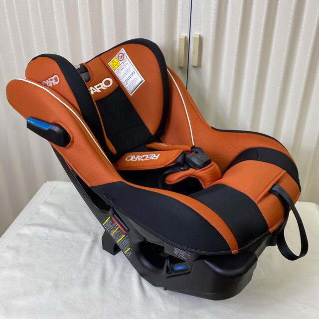 RECARO(レカロ)のクリーニング済　☆美品☆　レカロ　RECARO　スタート07　アルトオレンジ] キッズ/ベビー/マタニティの外出/移動用品(自動車用チャイルドシート本体)の商品写真