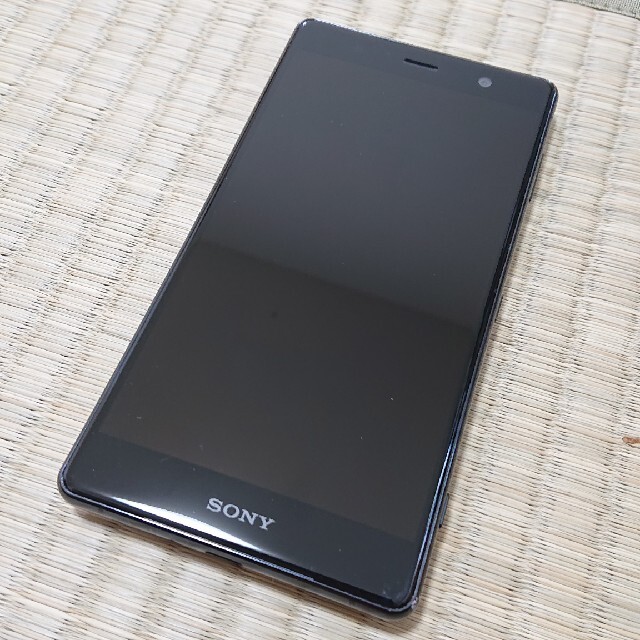 ゲーム専用に！ 匿名配送 送料無料 美品 xperia xz2 premium