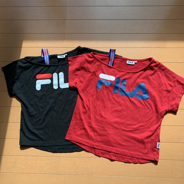 FILA(フィラ)の半袖Tシャツ　Tシャツ　フィラ　150 女の子　双子　姉妹　ワンショルダー キッズ/ベビー/マタニティのキッズ服女の子用(90cm~)(Tシャツ/カットソー)の商品写真