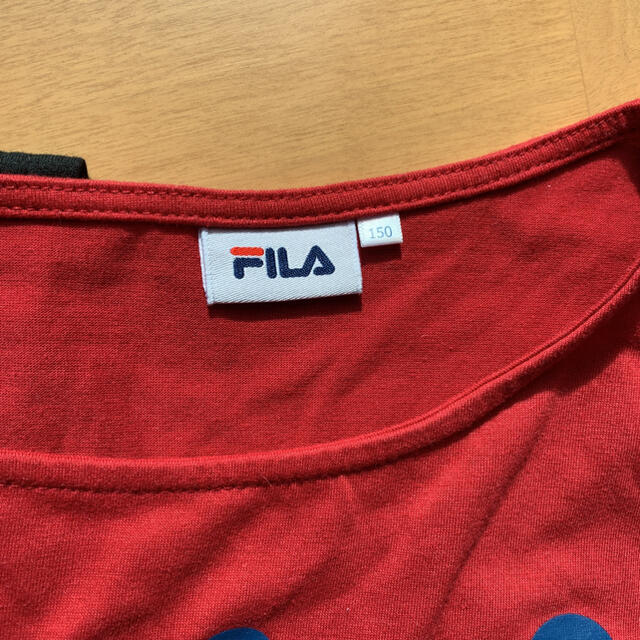 FILA(フィラ)の半袖Tシャツ　Tシャツ　フィラ　150 女の子　双子　姉妹　ワンショルダー キッズ/ベビー/マタニティのキッズ服女の子用(90cm~)(Tシャツ/カットソー)の商品写真