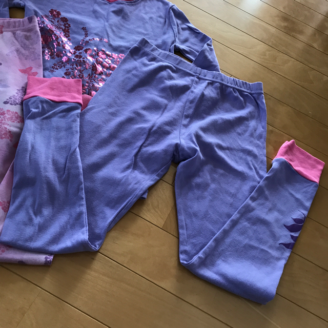 コストコ(コストコ)の白まりも様専用♫ キッズ/ベビー/マタニティのキッズ服女の子用(90cm~)(パジャマ)の商品写真