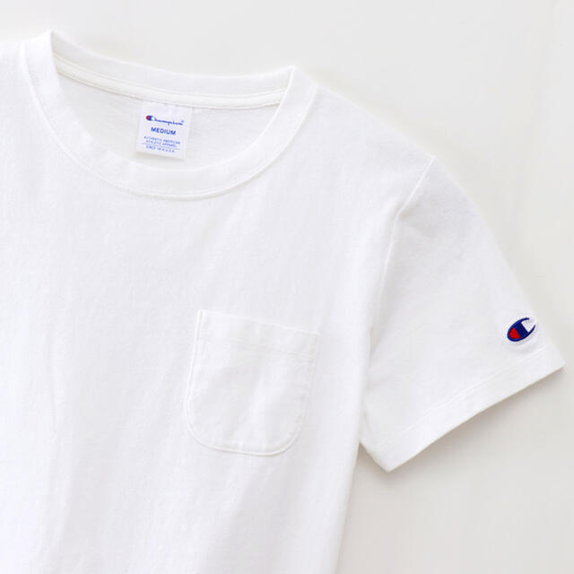 Champion(チャンピオン)のチャンピオン　ウィメンズ ポケットTシャツ  レディースのトップス(Tシャツ(半袖/袖なし))の商品写真