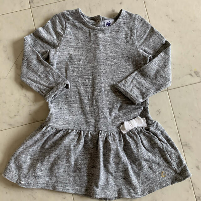 PETIT BATEAU(プチバトー)のプチバトー ワンピース♡86cm キッズ/ベビー/マタニティのベビー服(~85cm)(ワンピース)の商品写真