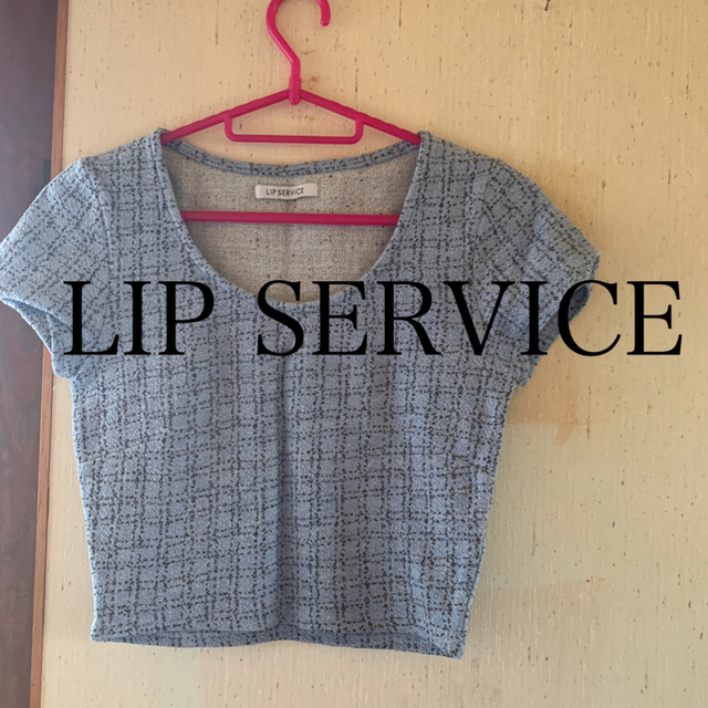 LIP SERVICE(リップサービス)の【送料無料】LIP SERVICE Tシャツ トップス レディースのトップス(Tシャツ(半袖/袖なし))の商品写真