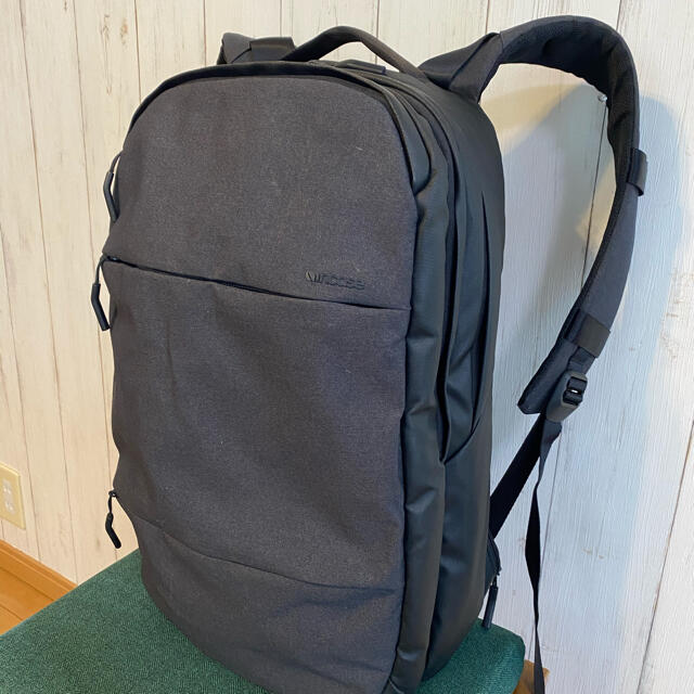 Incase Backpack!
定価¥22000円♪の通販 by DOMINGO's shop|インケースならラクマ - あっき様美品!
City 超激得新作