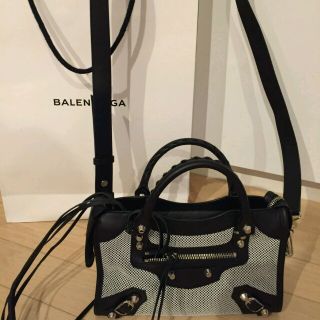 バレンシアガ(Balenciaga)の早い者勝ち！新品未使用！バレンシアガシティ！(ハンドバッグ)