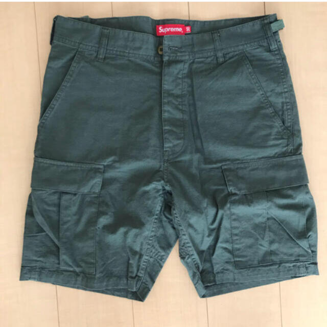 Supreme Cargo Short Olive ショーツ メンズのパンツ(ワークパンツ/カーゴパンツ)の商品写真