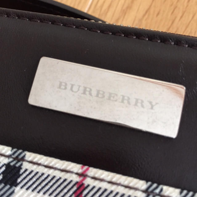 BURBERRY(バーバリー)のバーバリー♡ショルダーミニバッグ レディースのバッグ(ショルダーバッグ)の商品写真