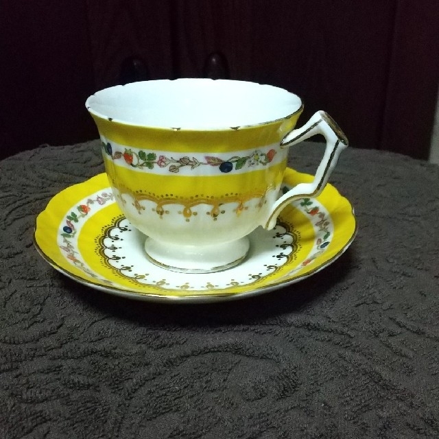 Aynsley China(エインズレイ)のエインズレイカップアンドソーサー インテリア/住まい/日用品のキッチン/食器(グラス/カップ)の商品写真