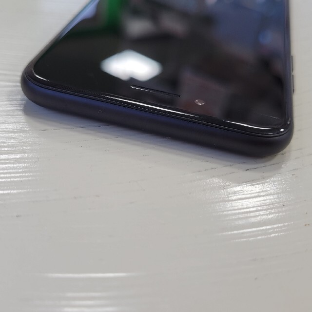 iPhone ブラック 中古 バッテリー良好の通販 by ガジェット専門ストア|アイフォーンならラクマ - simフリー iPhone7 32GB 超激安人気