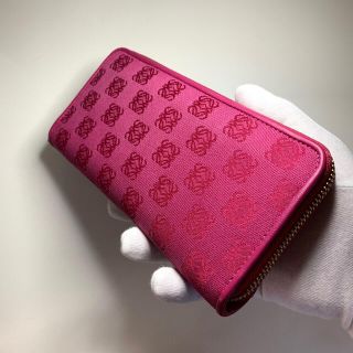 ロエベ(LOEWE)のLOEWE ロエベ　長財布(財布)