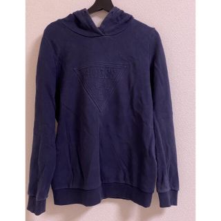 ゲス(GUESS)のGUESS パーカー　ネイビー(パーカー)