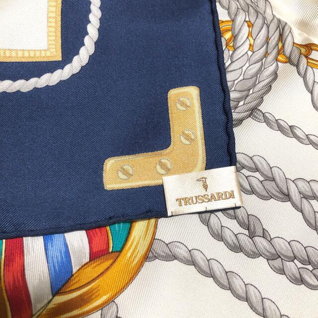 Trussardi(トラサルディ)のトラサルディ　シルクスカーフ レディースのファッション小物(バンダナ/スカーフ)の商品写真