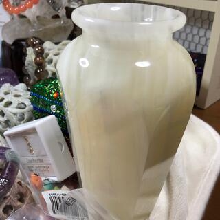 ホワイトオニキス花瓶m(花瓶)