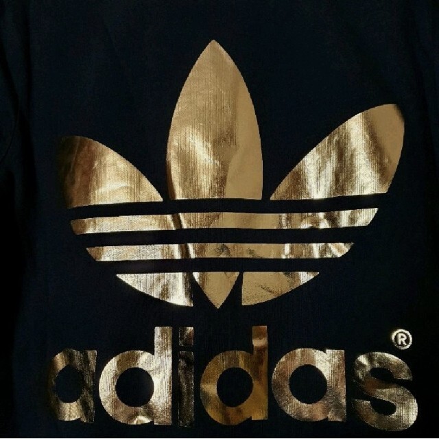 adidas(アディダス)の正面&背面ビッグロゴ トレフォイル アディダス オリジナルス Ｓ 新品 タグ付き メンズのトップス(Tシャツ/カットソー(半袖/袖なし))の商品写真