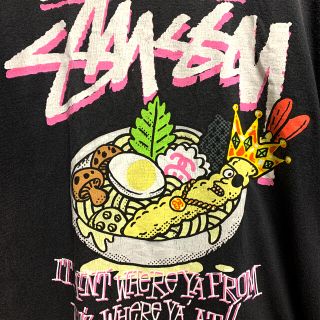 ステューシー(STUSSY)のSTUSSY 天ぷらうどん　Tシャツ(Tシャツ/カットソー(半袖/袖なし))