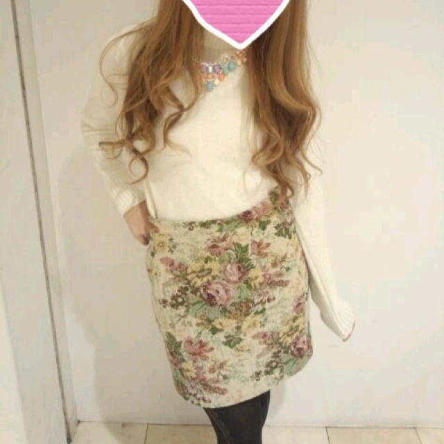 MERCURYDUO(マーキュリーデュオ)のMERCURYDUO♡ 花柄スカート レディースのスカート(ミニスカート)の商品写真