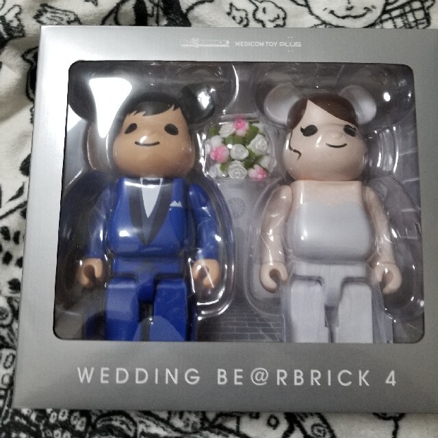 BE@RBRICK グリーティング 結婚 4 PLUS 400%フィギュア