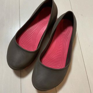 クロックス(crocs)のクロックストーン　ジュリア　フラット　サイズ6(サンダル)