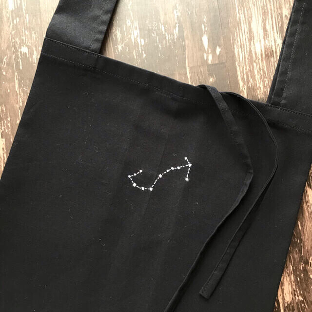 星座の刺繍入り　コンビニサイズエコバッグ レディースのバッグ(エコバッグ)の商品写真