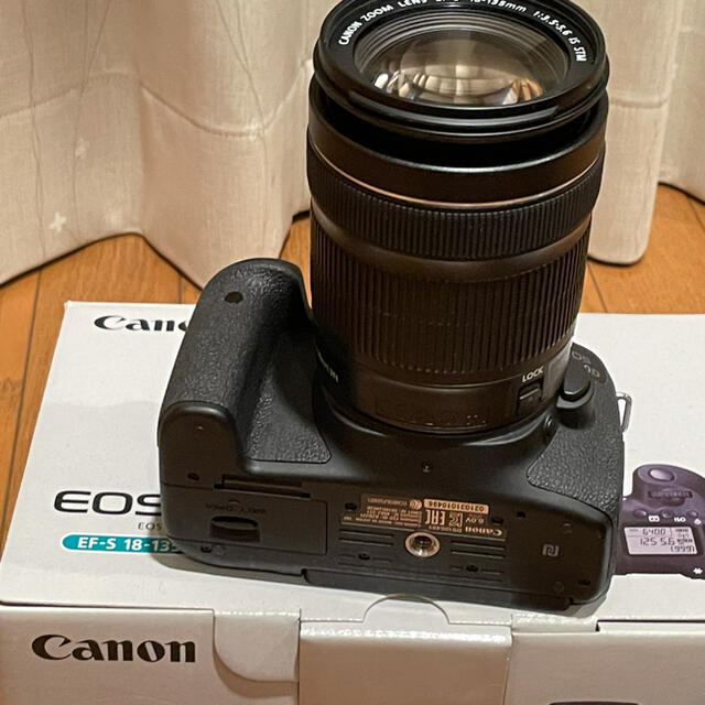 ⭐︎Canon EOS 8000D EF-S18-135    レンズセット