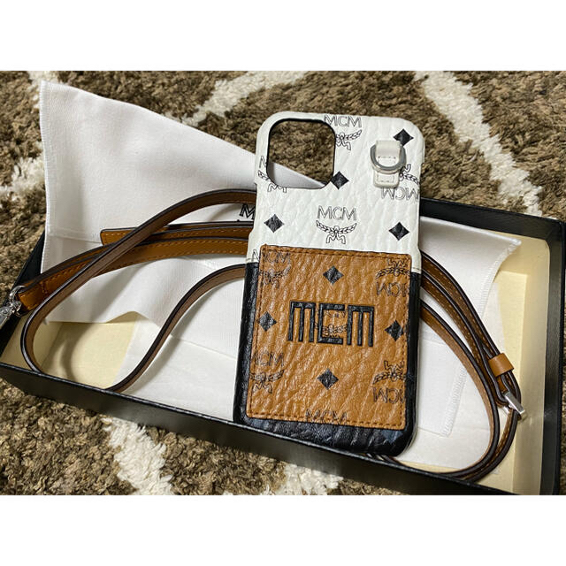 MCM(エムシーエム)のNoah様 スマホ/家電/カメラのスマホアクセサリー(iPhoneケース)の商品写真