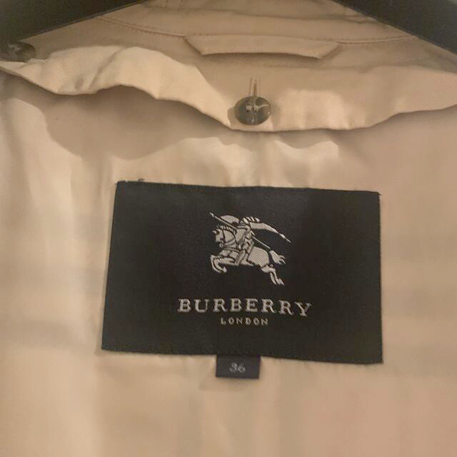 BURBERRY(バーバリー)の【Burberry】ハーフ丈トレンチコート　サイズ36 レディースのジャケット/アウター(トレンチコート)の商品写真