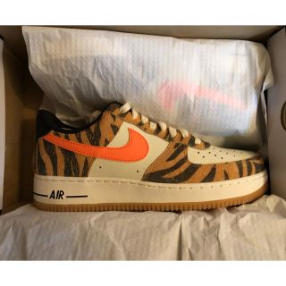 ナイキ(NIKE)のナイキ エア フォース 1  Orange Zebra(スニーカー)