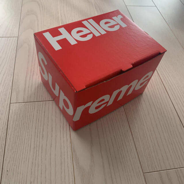 Supreme(シュプリーム)の新品Supreme/Heller Mugs マグカップ　1個　レッド インテリア/住まい/日用品のキッチン/食器(グラス/カップ)の商品写真