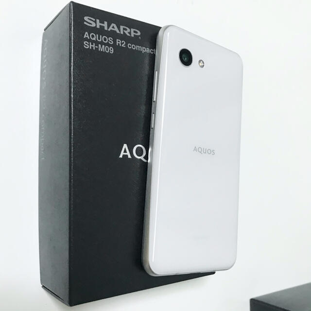 AQUOS R2 compact SH-M09 2