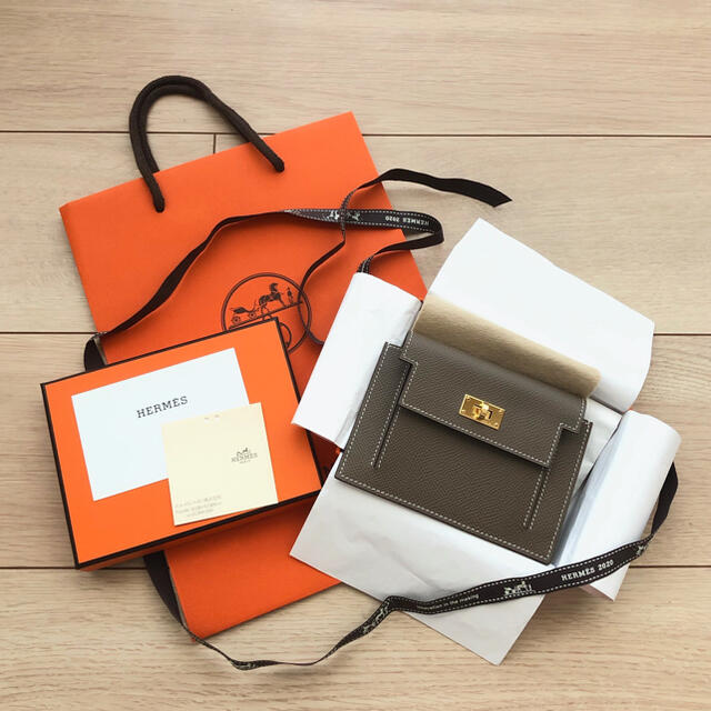 新品 HERMES エルメス ケリーポケットコンパクト Y刻印 honten.co.jp