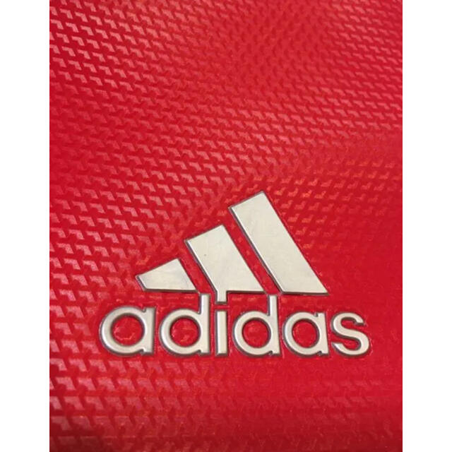 adidas(アディダス)のアディダス adidas ミニ　ショルダー　スポーツバッグ　赤　スクウェア メンズのバッグ(ショルダーバッグ)の商品写真