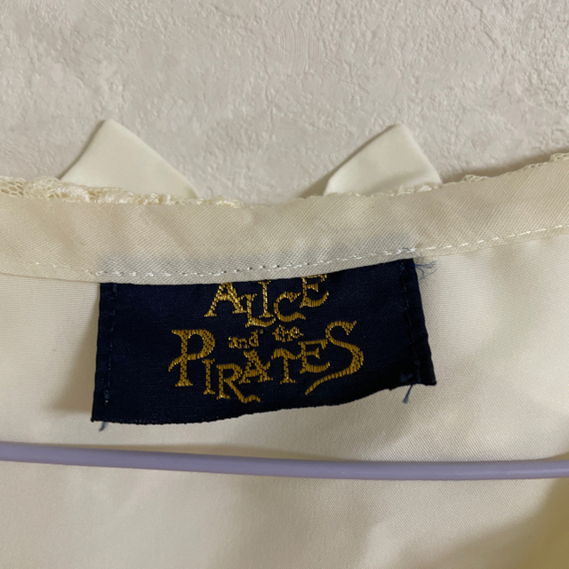 ALICE and the PIRATES(アリスアンドザパイレーツ)のアリパイ◆ブラウス レディースのトップス(シャツ/ブラウス(半袖/袖なし))の商品写真