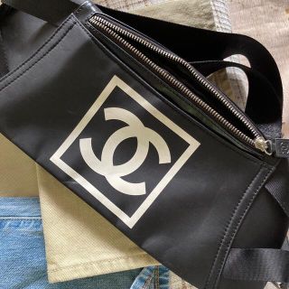 シャネル(CHANEL)のノベルティー　ボディバック(ボディバッグ/ウエストポーチ)