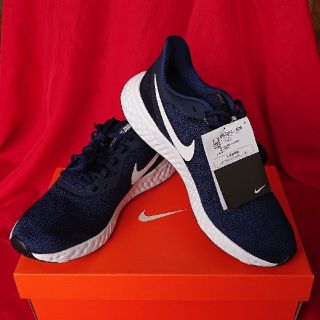 ナイキ(NIKE)の♦️今だ値下げ‼️ 新品  NIKE REVOLUTION5 ランニングシューズ(スニーカー)