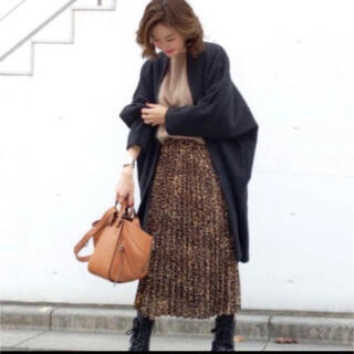 ツルバイマリコオイカワ(TSURU by Mariko Oikawa)のOBLI レオパードスカート(ロングスカート)