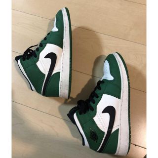 ナイキ(NIKE)のNIKE AIR JORDAN 1 MID PINE GREEN (GS)(スニーカー)