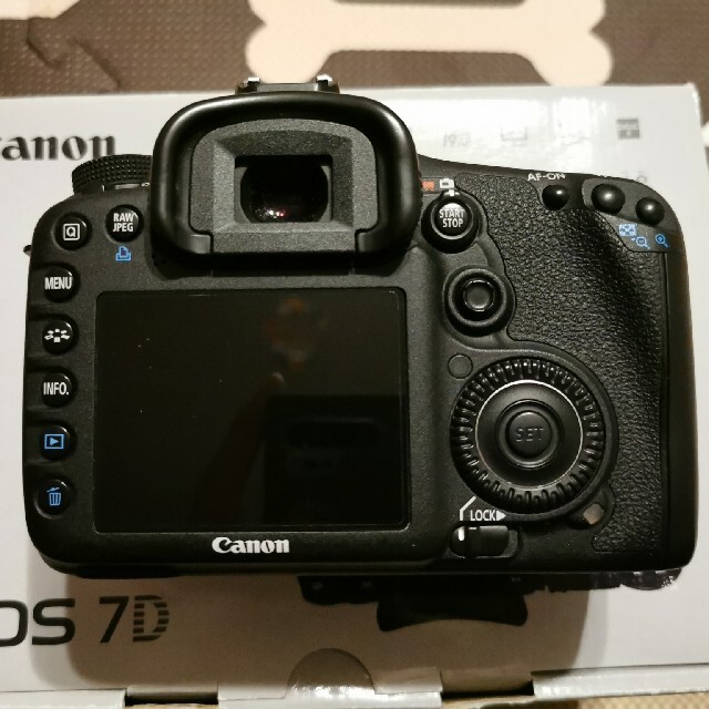 なみだ様専用】CANON EOS 7D+バッテリーグリップ なみだ様専用】CANON EOS 7D+バッテリーグリップ
