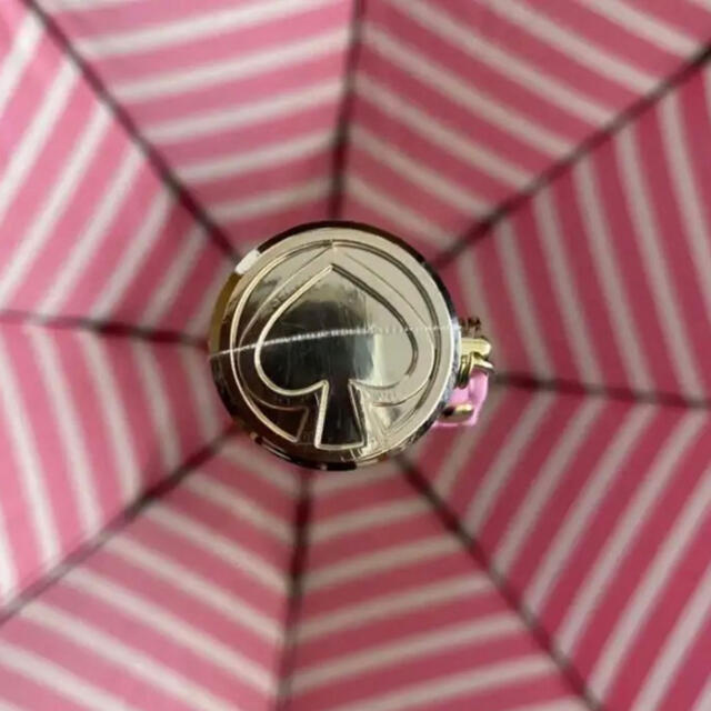 kate spade new york(ケイトスペードニューヨーク)の未使用品　ケイトスペード折りたたみ雨傘　ピンク レディースのファッション小物(傘)の商品写真